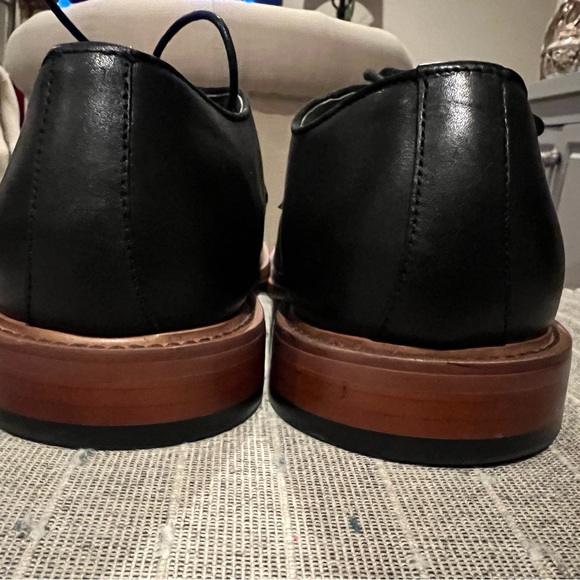 LN Banana Republic Dress Shoe/worn once - Picture 5 of 7